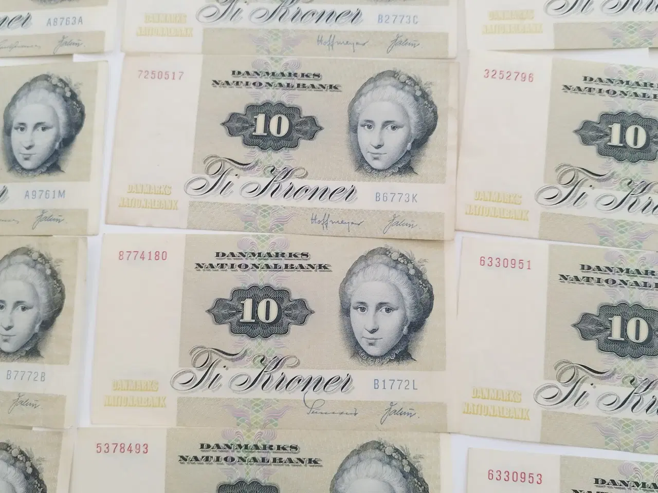 Billede 3 - Ti Kroner. 24 STK 