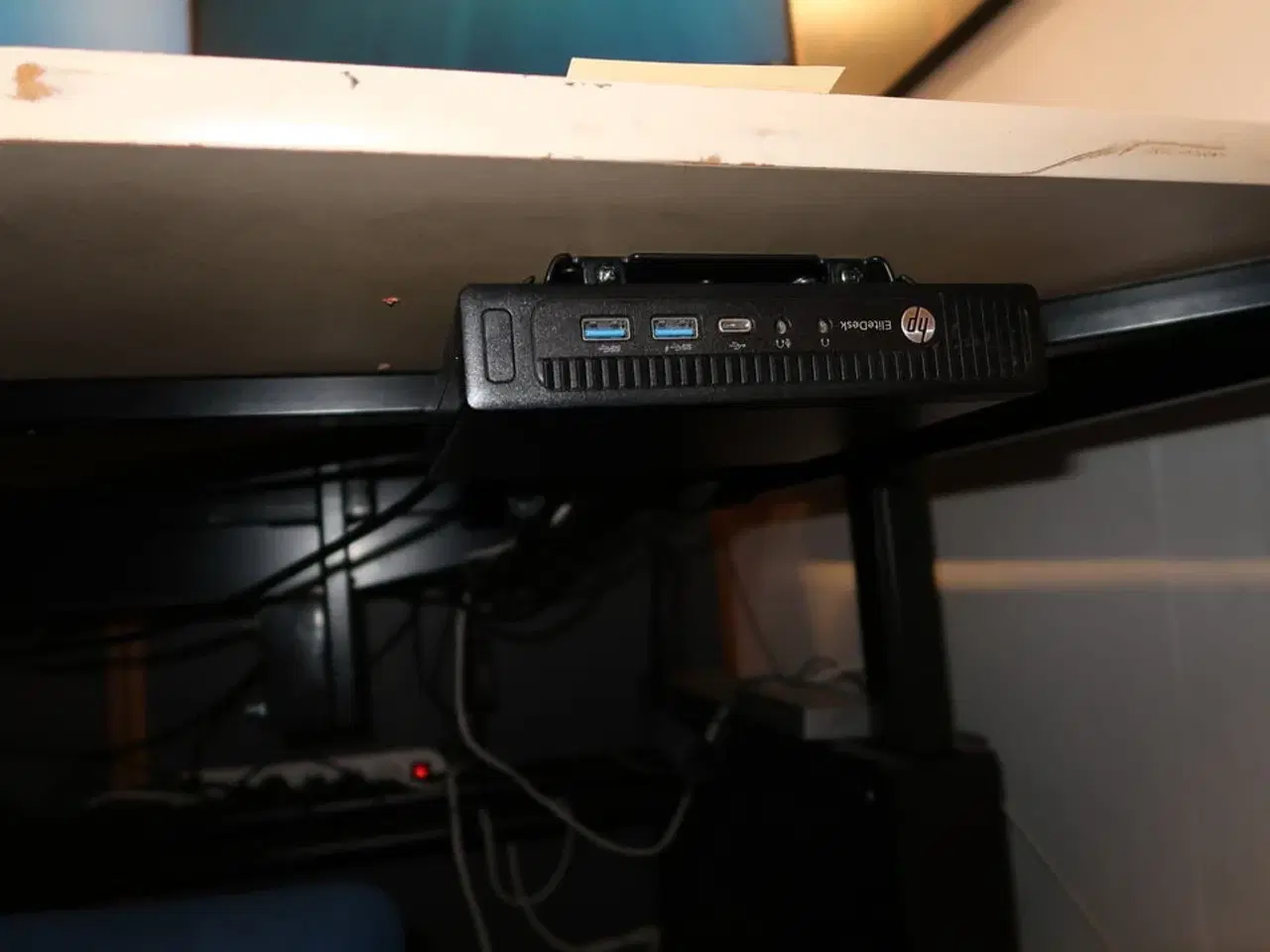 Billede 8 - 3 stk. computerskærme AOC 24B2 med tastatur, mus, computer HP EliteDesk