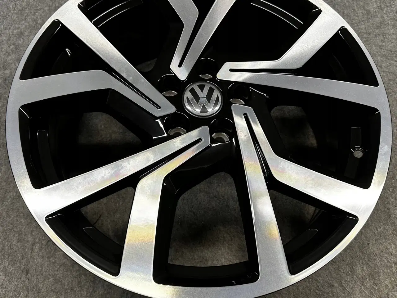 Billede 1 - VW POLO 2G 2G0 GTI BRESCIA 18"