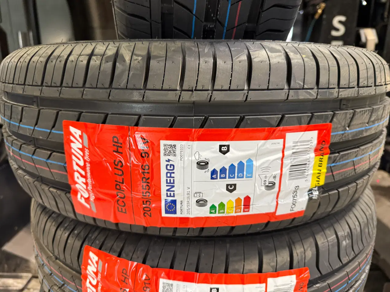 Billede 2 - 4 stks nye Fortuna sommerdæk 205/55 16