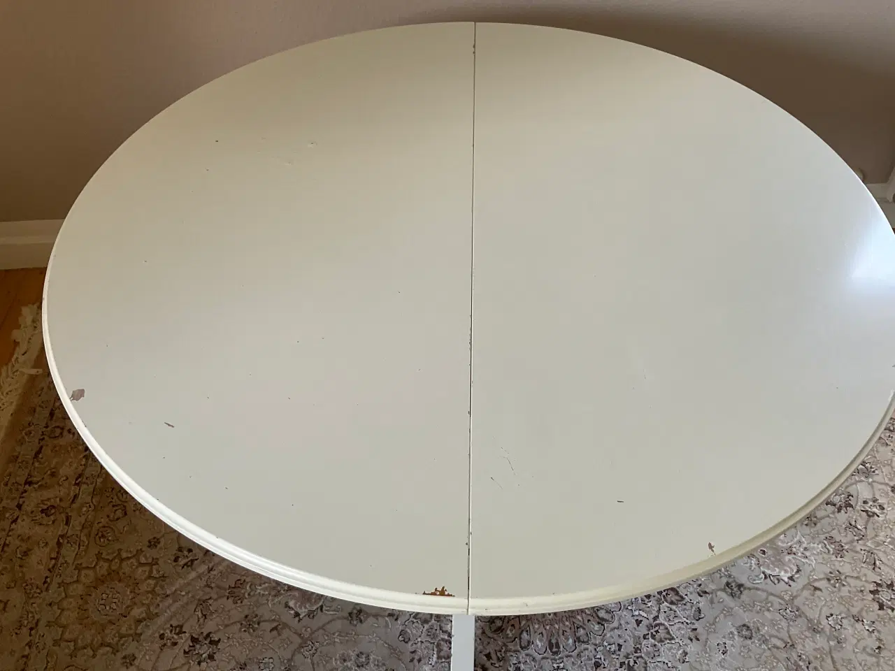 Billede 3 - Billigt rustikt spisebord Ø 107