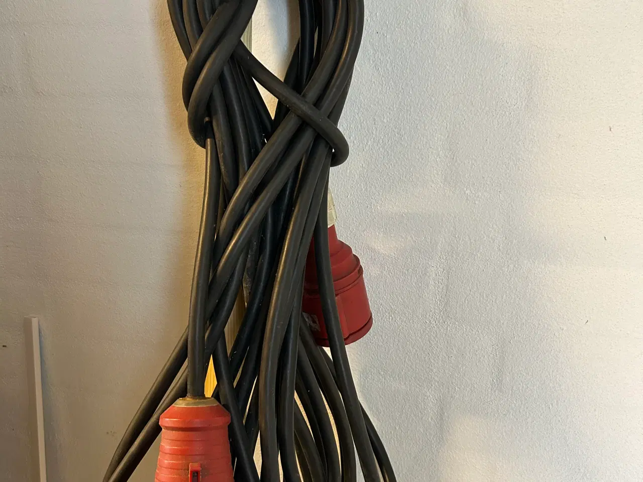 Billede 1 - Kraft kabel med stik og fasevender