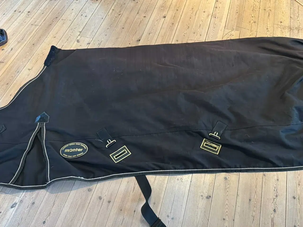 Billede 2 - Varmt vinterdækken str 155