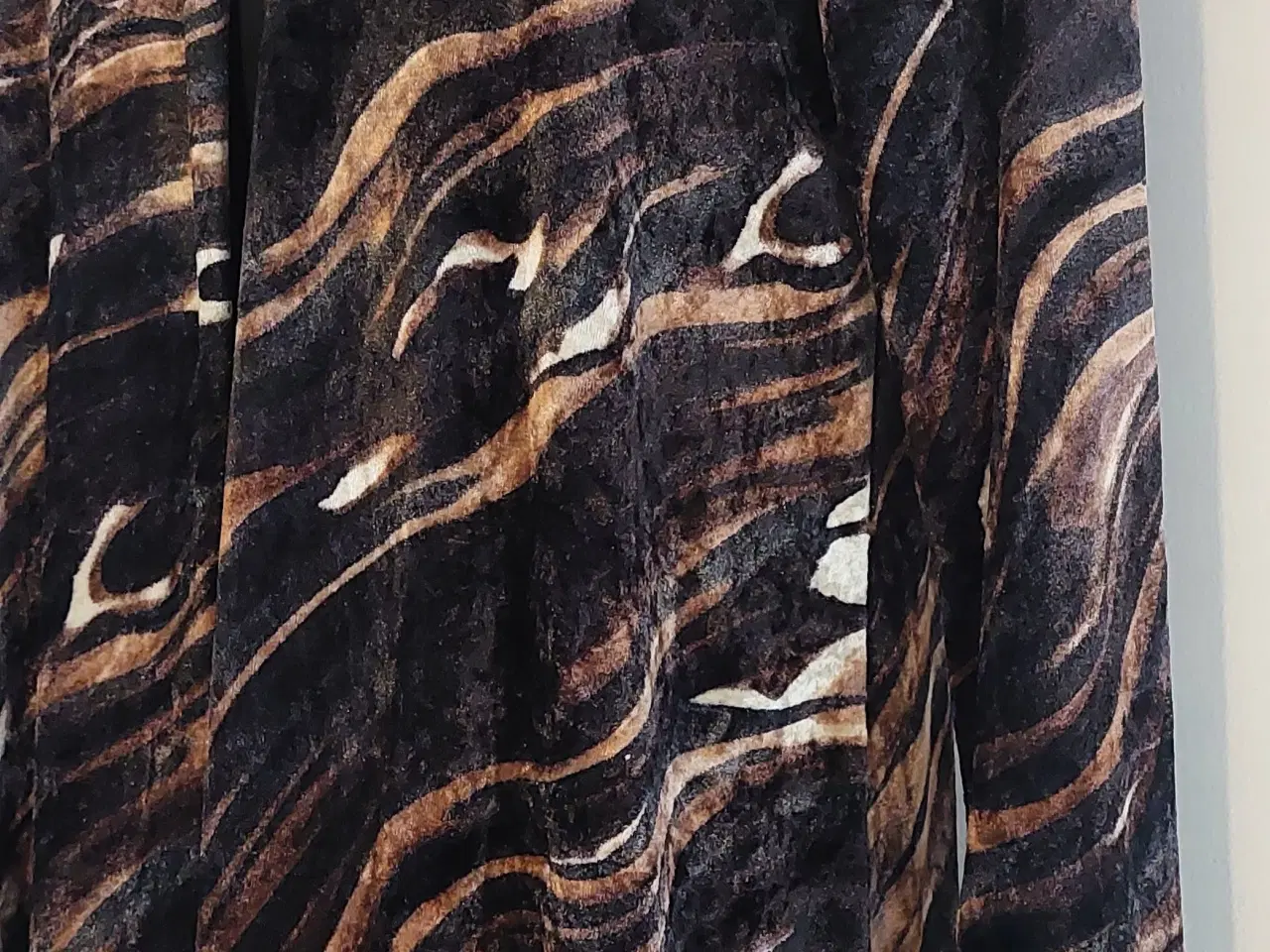 Billede 3 - Lang cardigan, Kirsten Krogh small/medium