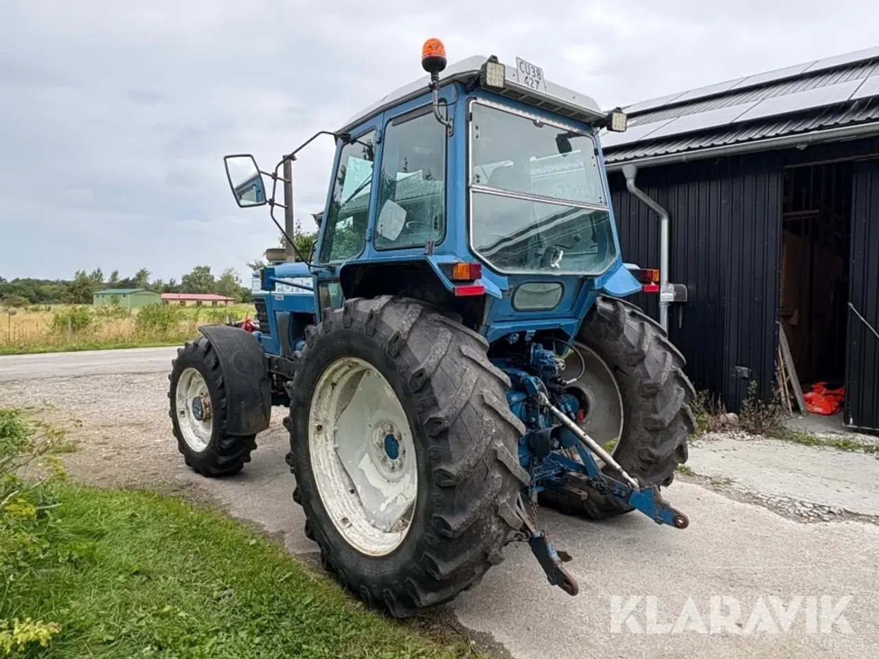 Billede 2 - Traktor Ford 8210 Turbo med front løfter og A-ramme