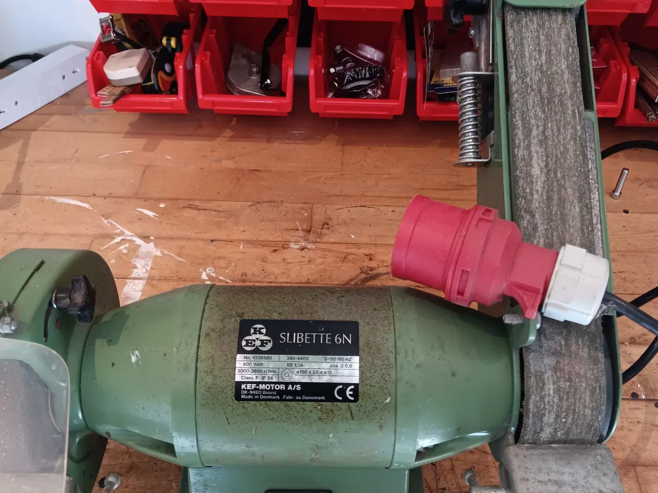 Billede 2 - Meget lidt brugt KEF bænksliber 