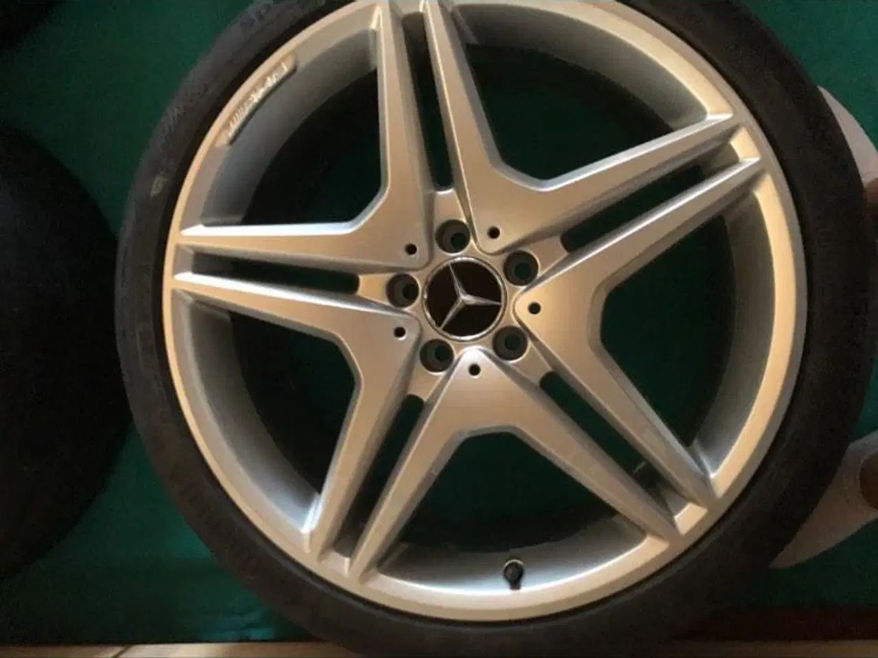 Billede 1 - Mercedes AMG fælge.