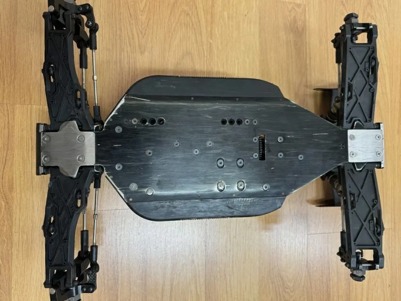 Billede 4 - HB Racing 1/8 Rc bil