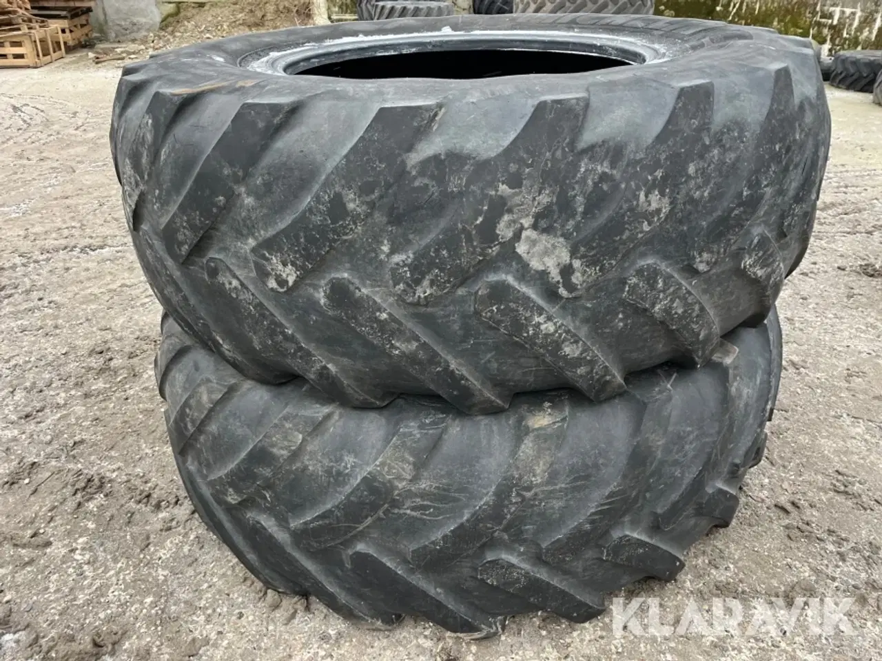 Billede 4 - Traktordæk Michelin Axiobib 710/75R42 - 2 styk