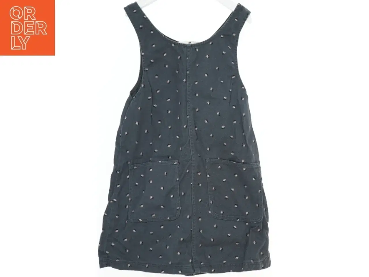 Billede 1 - Mørkeblå kjole med blomsterprint fra H&M (str. 134)