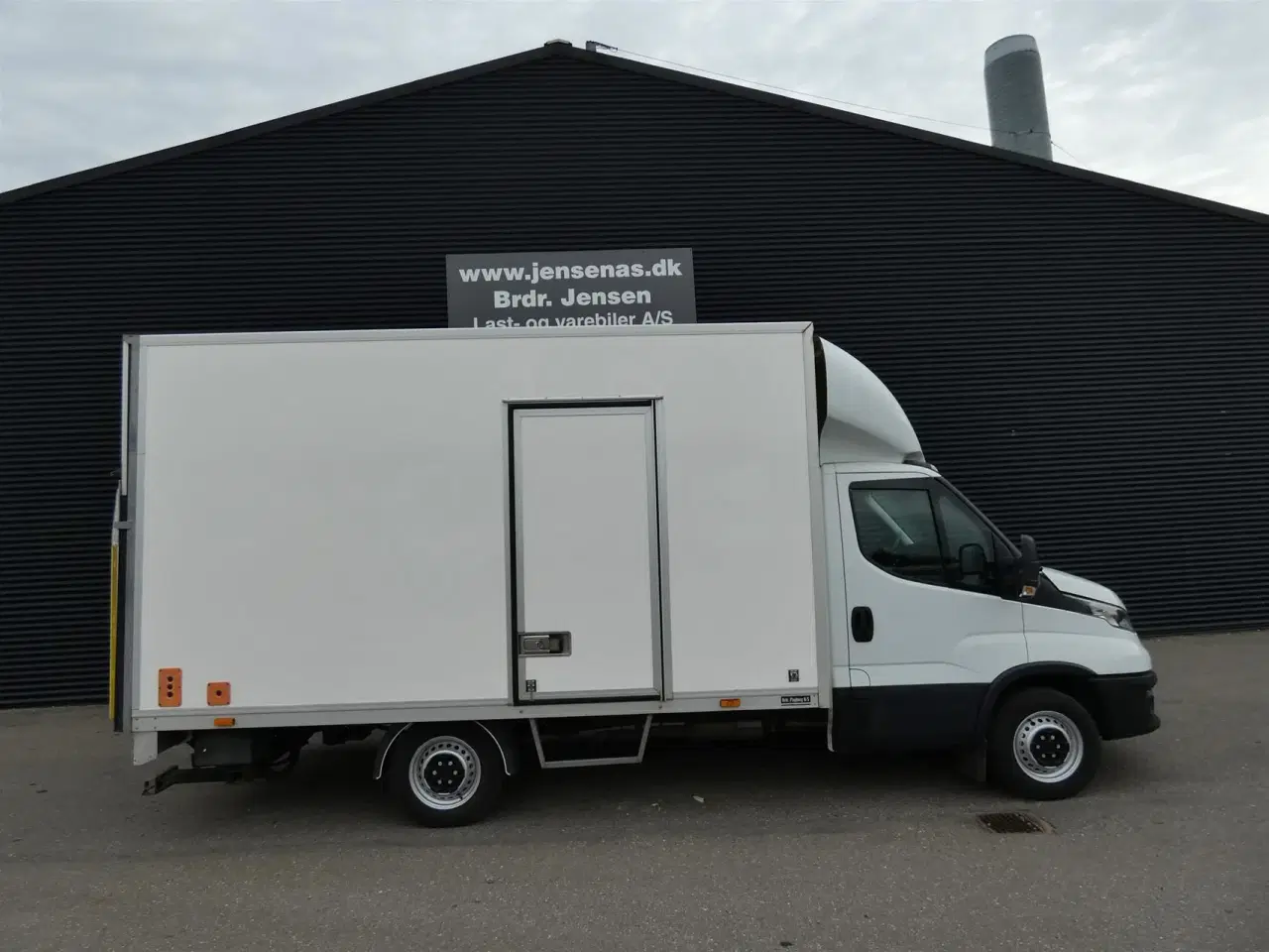 Billede 2 - Iveco Daily 35S14 4100mm 2,3 D 136HK Ladv./Chas. 8g Aut.