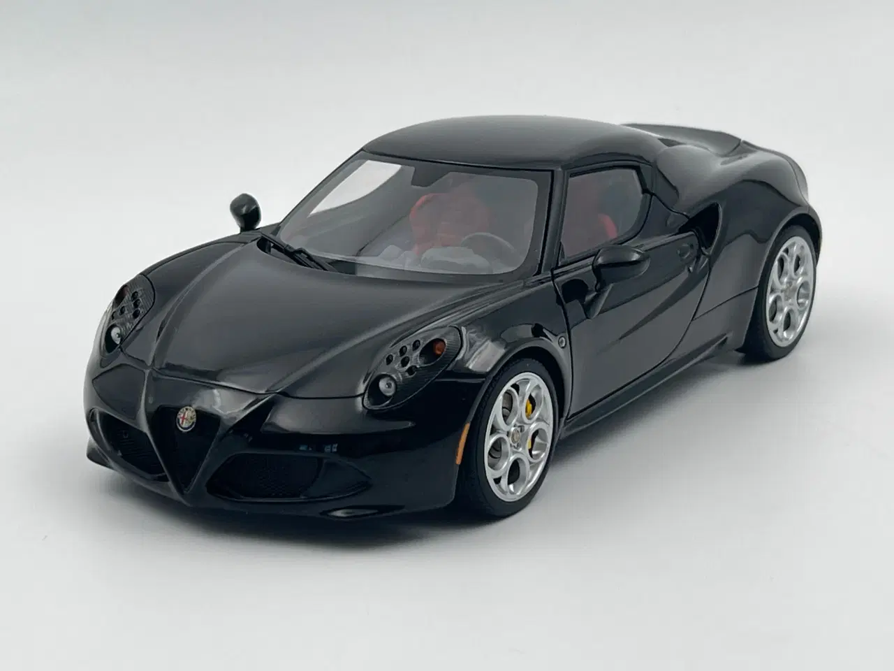 Billede 2 - 2013 Alfa Romeo 4C Coupe - AUTOart - 1:18