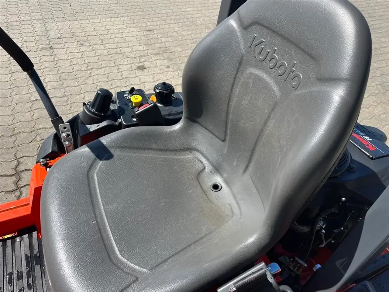 Billede 8 - Kubota Z122R Zeroturn med 2cylinderet Kawasaki motor