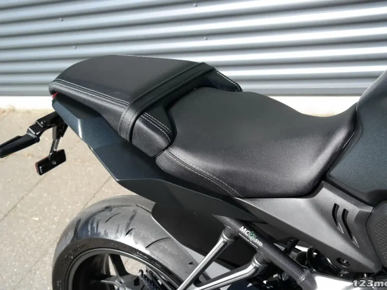 Billede 8 - Honda CB 650 R MC-SYD       BYTTER GERNE