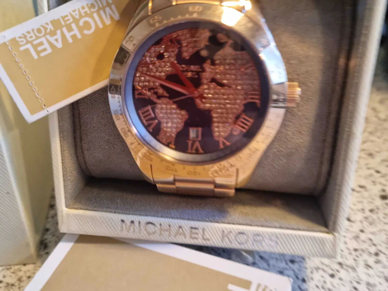 Billede 2 - Michael Kors Layton rosa guld ur