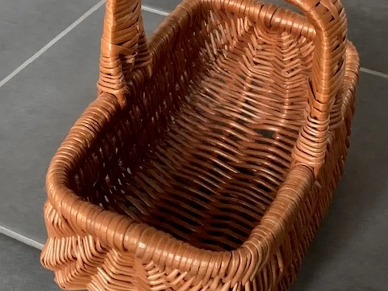 Billede 1 - Hollænder kurv med hank, pil - lille/mini - som ny