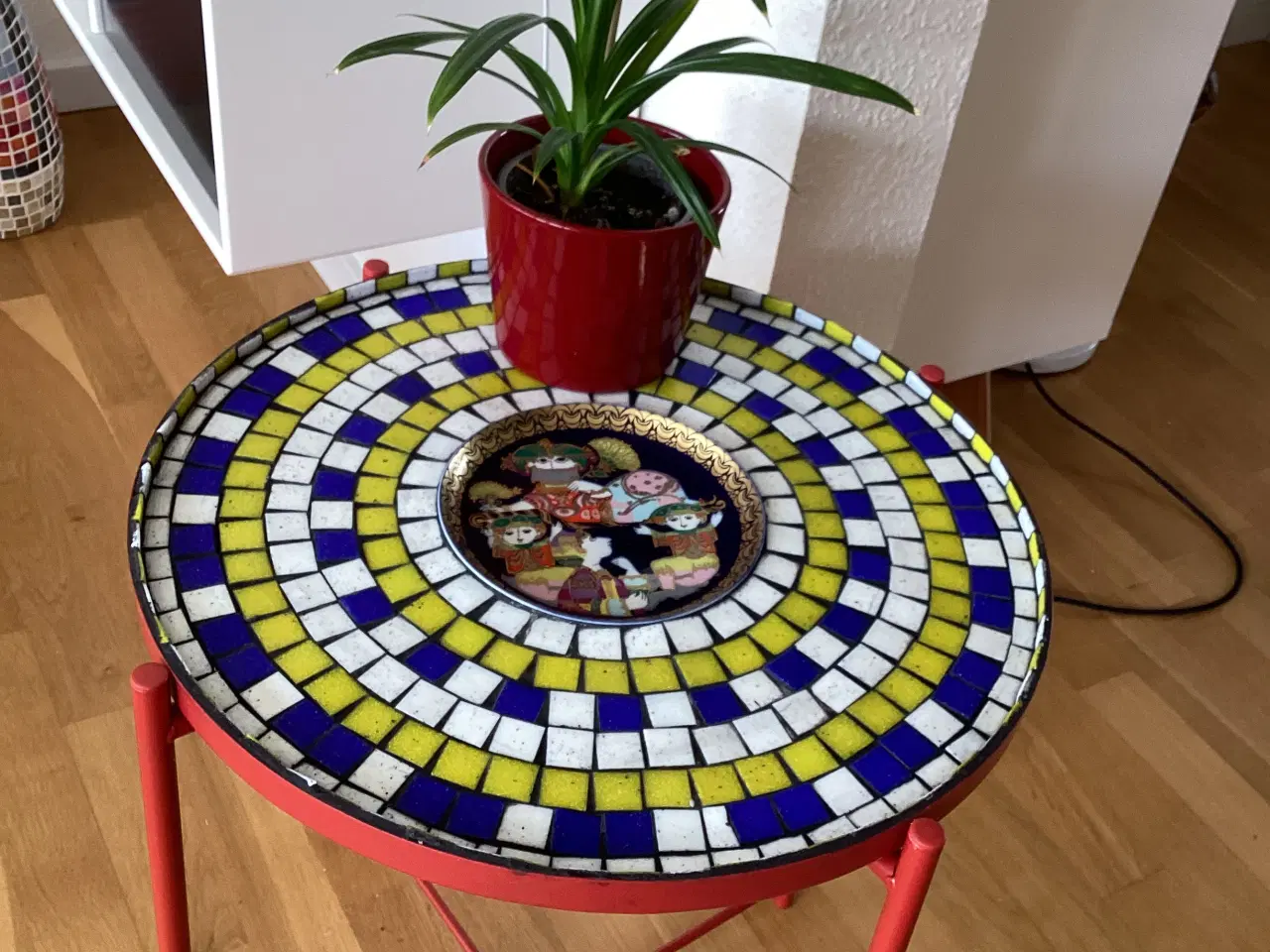 Billede 2 - Mosaik Bakkebord.