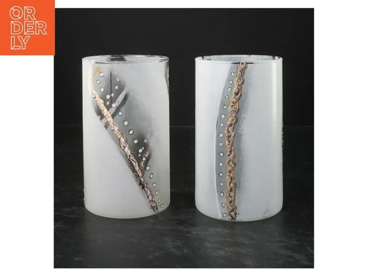 Billede 1 - Glasvaser med dekoration (str. 8,5 cm x 16 cm)