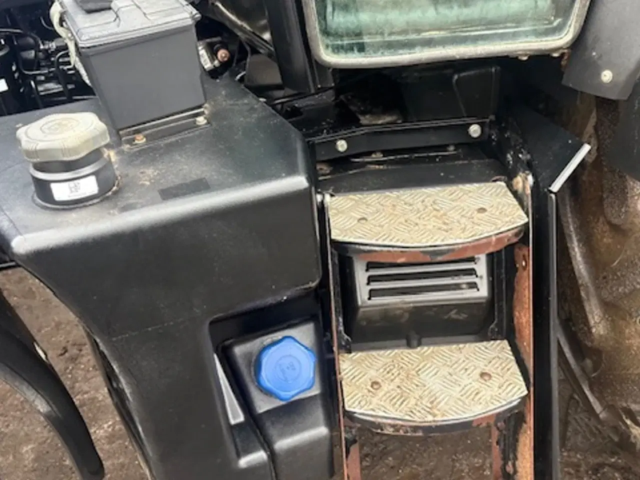 Billede 3 - New Holland T.6155 ENEJERS. KUN 4163 TIMER. M. FULD FRONTVÆGT.