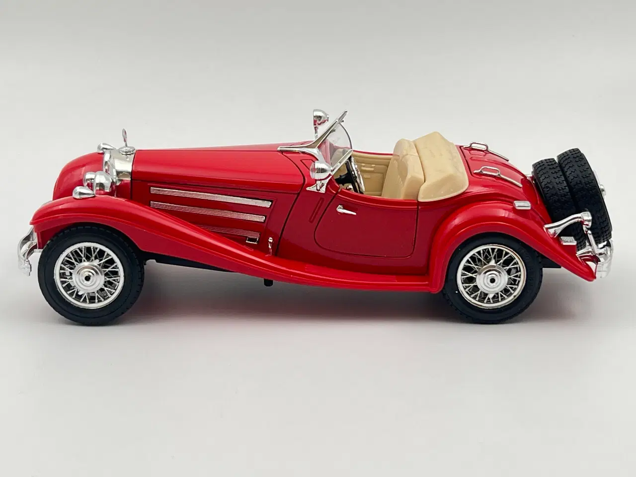 Billede 2 - 1936 Mercedes-Benz 500K Roadster 1:18 (1:20)