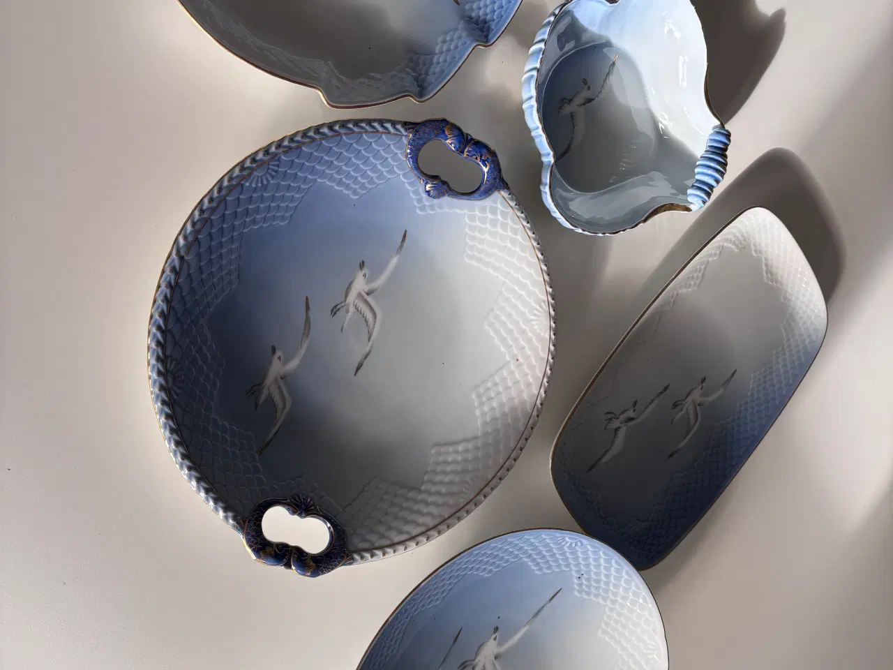 Billede 3 - Mågestel med guldkant 