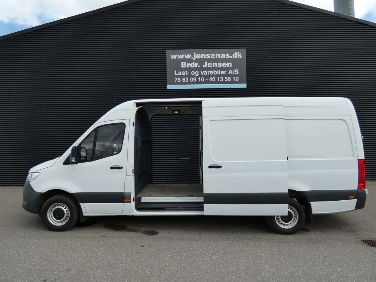 Billede 1 - Mercedes-Benz Sprinter 317 2,0 CDI A3 H2 RWD 9G-Tronic 170HK Van Aut.