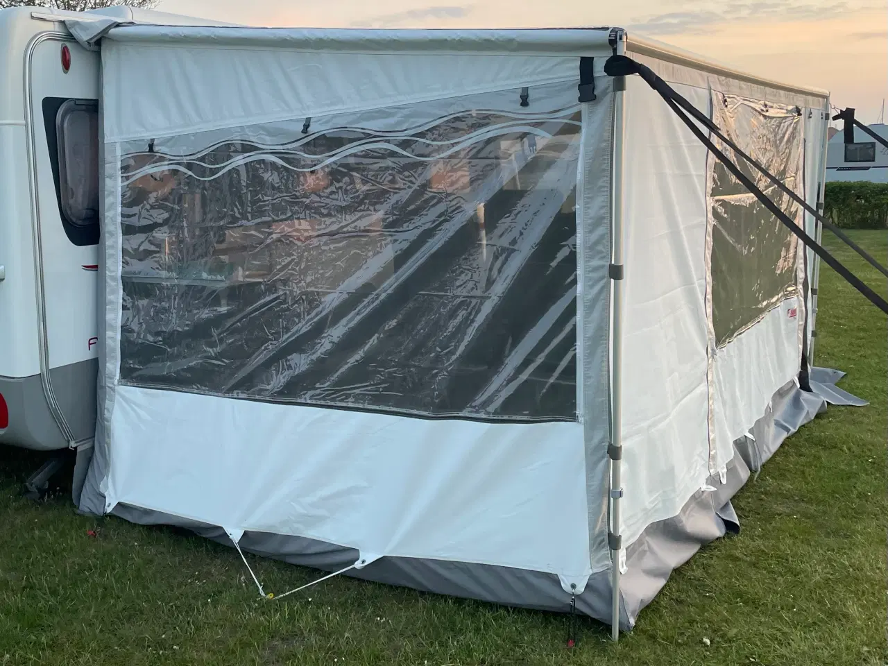 Billede 1 - Sider til Fiamma caravanstore zip markisse 410 cm