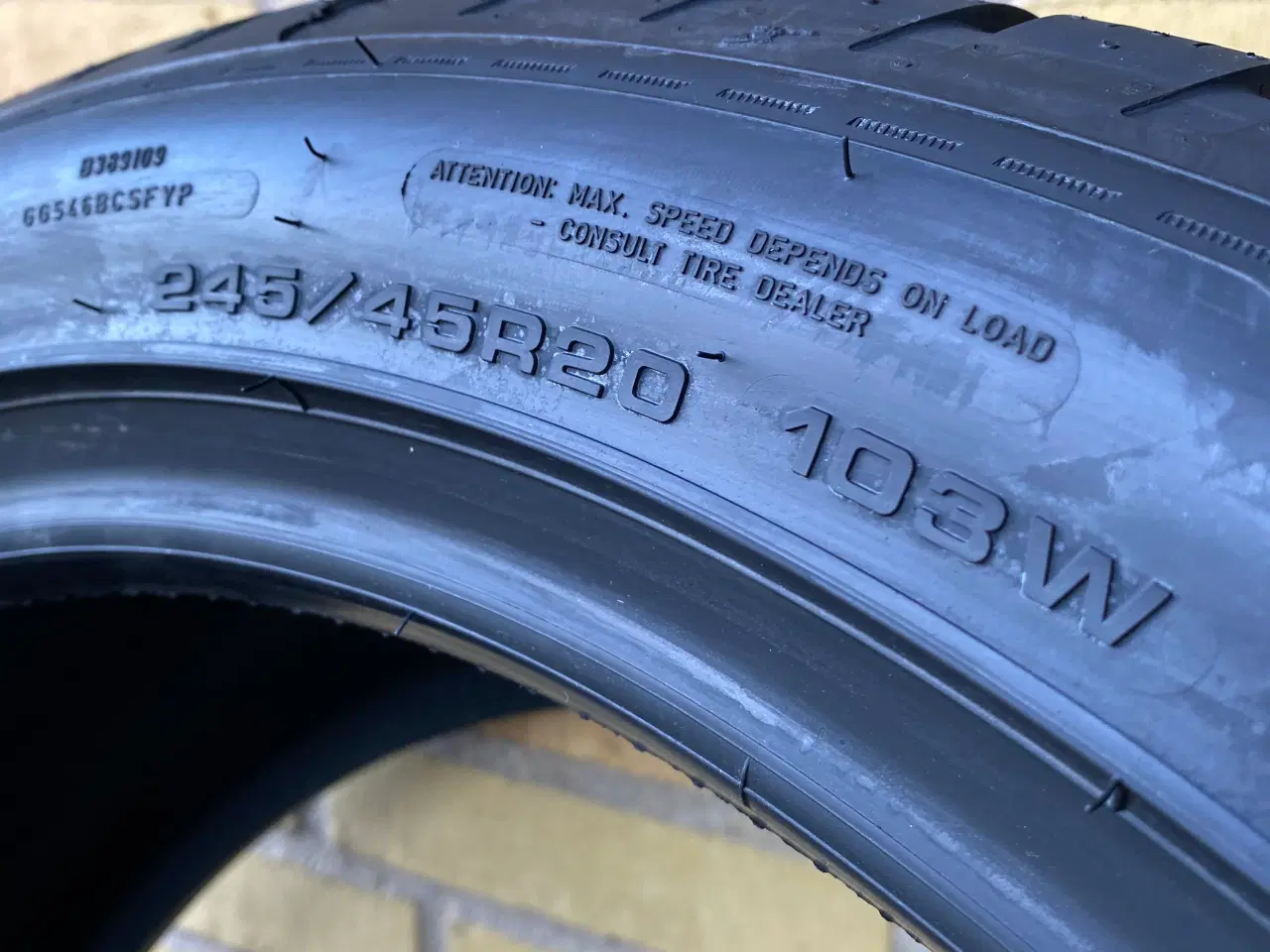 Billede 2 - 20” 245/45-20” Helårs 