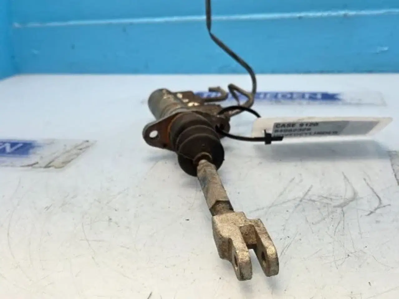 Billede 13 - Case 9120    Ventil    84062326