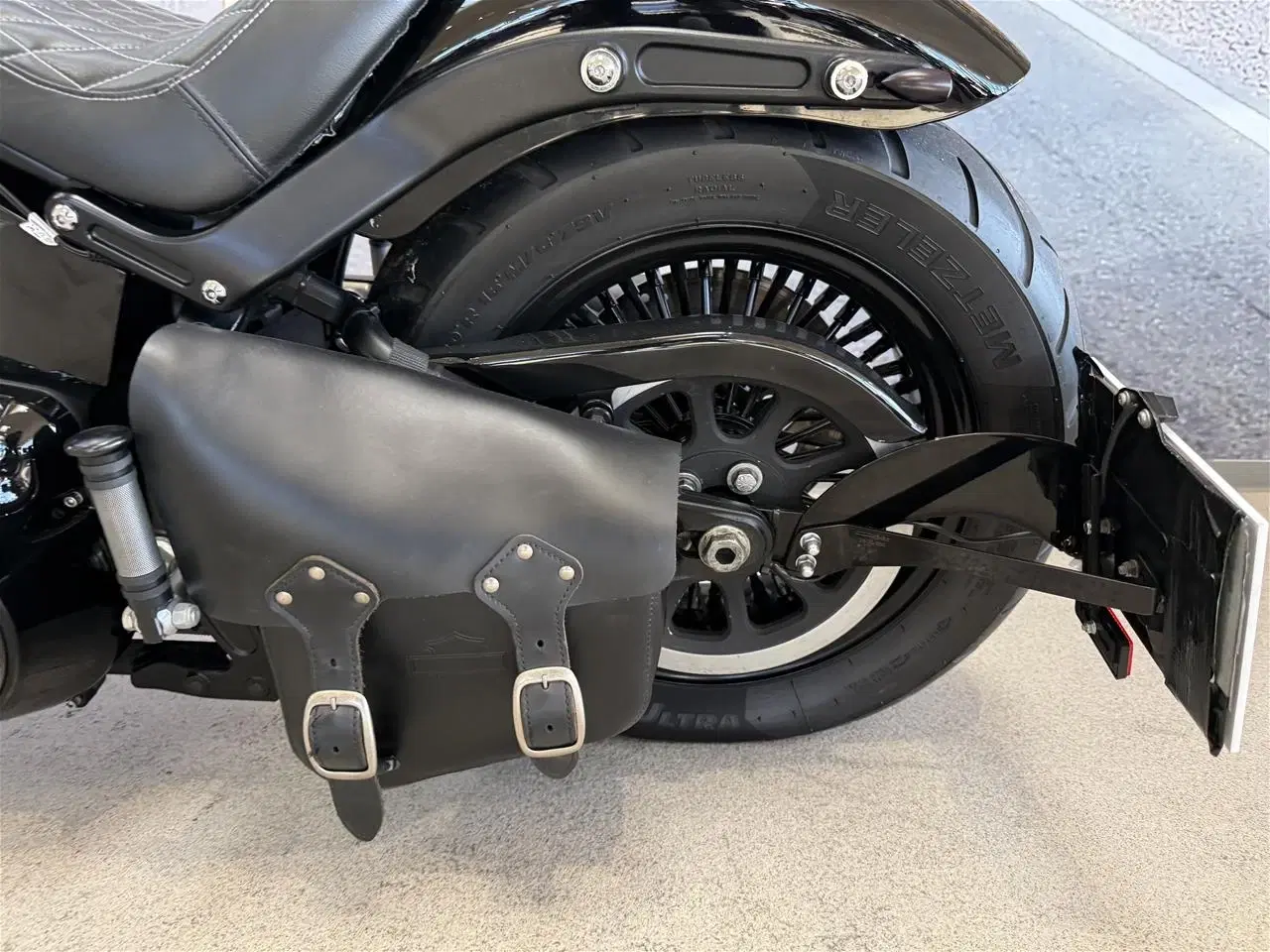 Billede 19 - Harley-Davidson FXS Blackline 96"