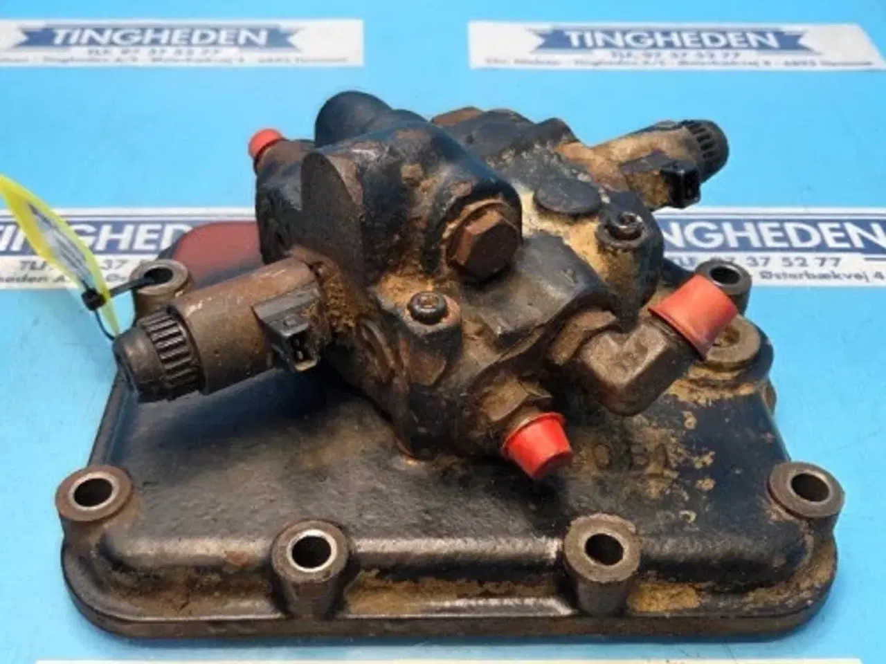 Billede 2 - Massey Ferguson 6260 Trykvalve 3790388M2