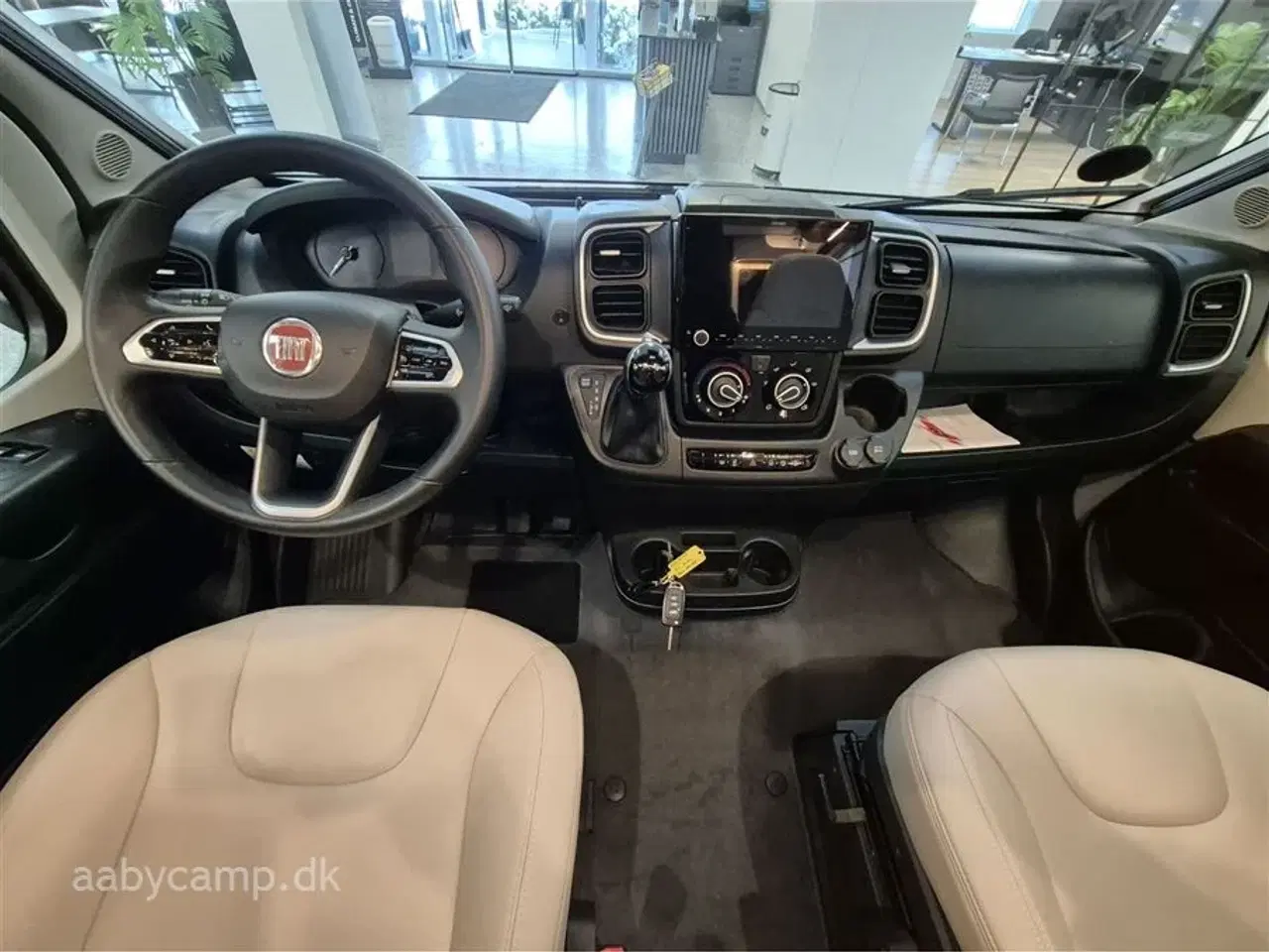 Billede 5 - 2022 - Laika Ecovip 3019 Automatgear. Solceller. 200Ah lithium batteri. 2000W inverter. A/C. udvendigt gas og bruseudtag. Markise. Plisse i front og side ruder. Anntex topmadras undervognsbehandlet. kan vejes op til 3650 Kg.