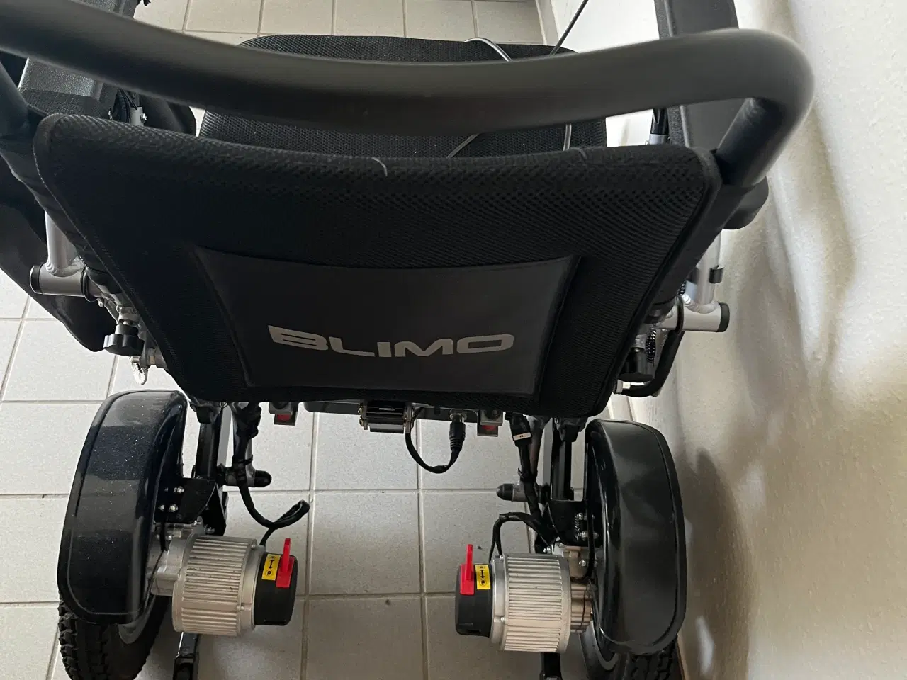 Billede 3 - El kørestol