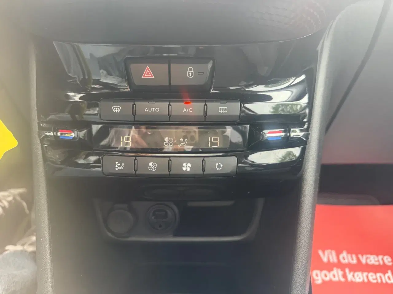 Billede 17 - Peugeot 2008 1,2 e-THP 110 Selection Sky