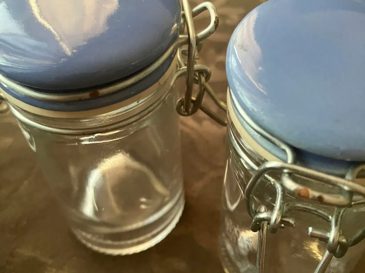 Billede 2 - Små glas med blå låg