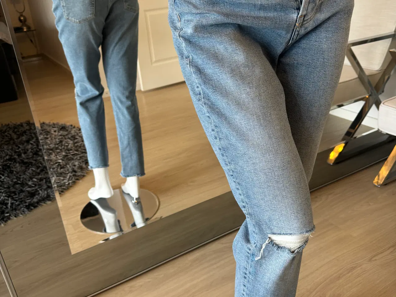 Billede 3 - Jeans fra H&M str 36, Skjorte fra In Wear str 38