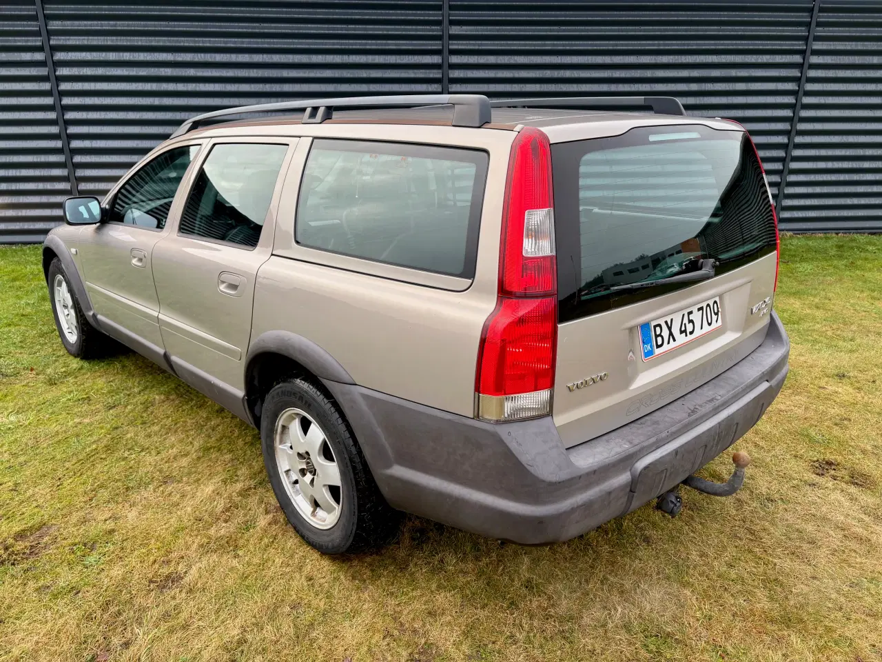 Billede 5 - Volvo V70 XC 2,4 T 200 - Velkørende Bil