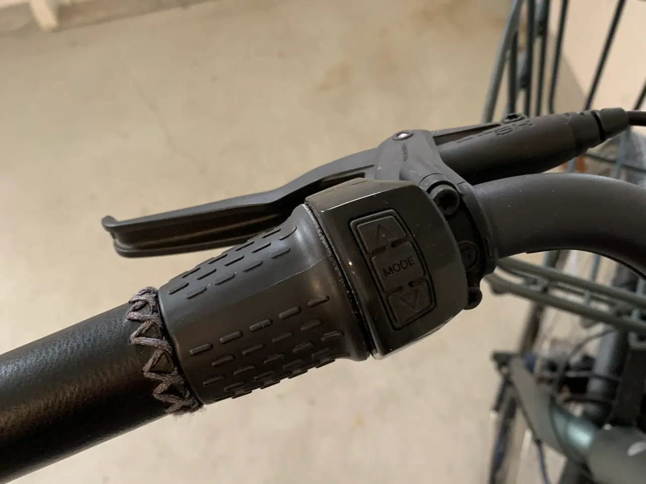 Billede 3 - Batavus Elektrisk Cykel med front- og bagkurv