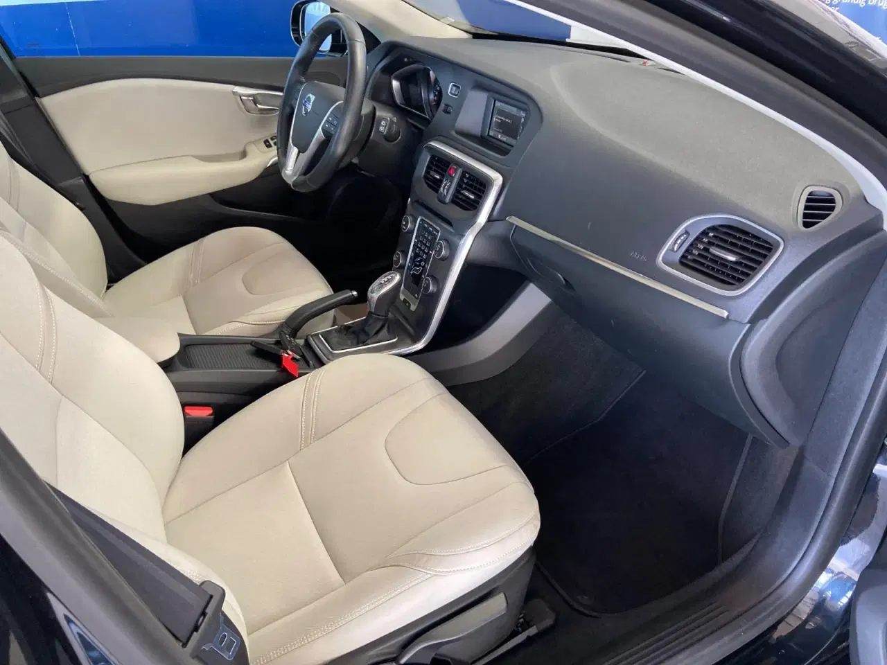 Billede 14 - Volvo V40 1,6 T4 180 Momentum