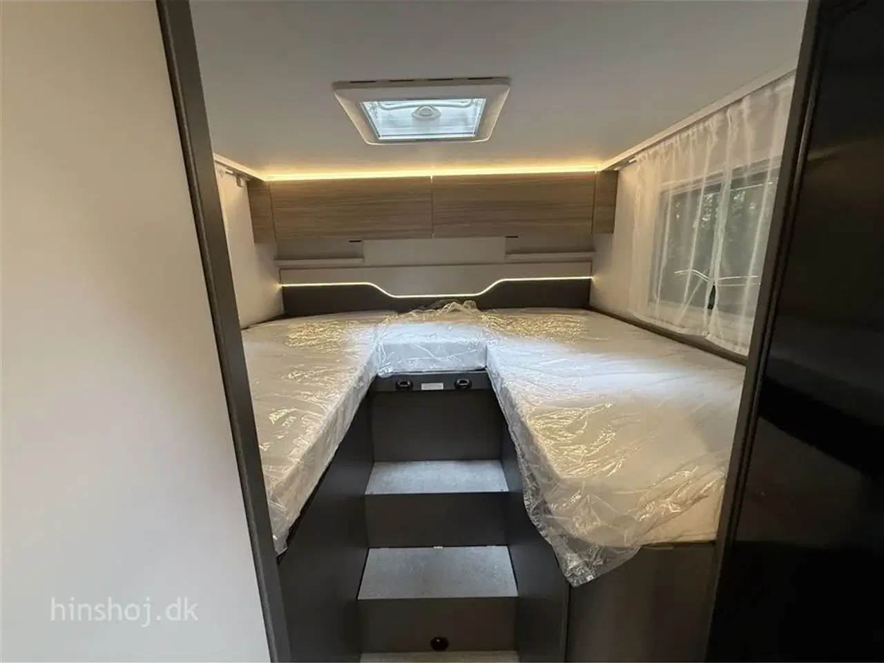 Billede 11 - 2026 - Etrusco I 6900 SB Aut.   Etrusco by Hymer er Italiensk Elegance og Komfort fra Hinshøj Caravan