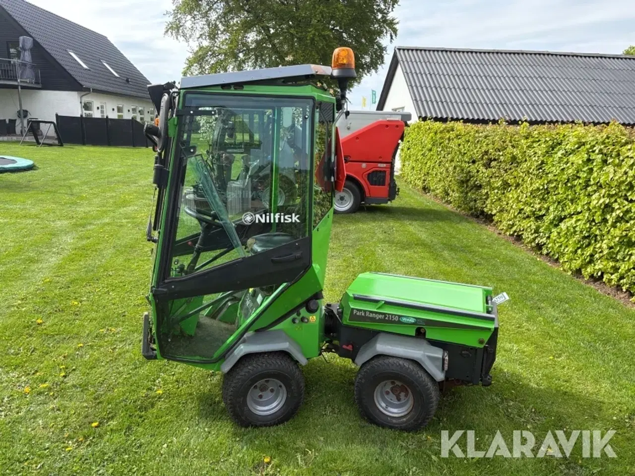 Billede 2 - Redskabsbærer Nilfisk Park Ranger 2150