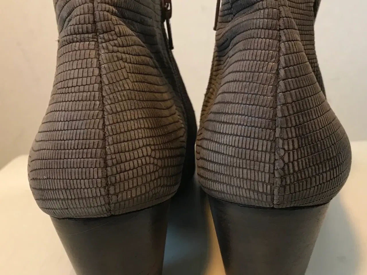 Billede 5 - Wonders, støvletter, str 42