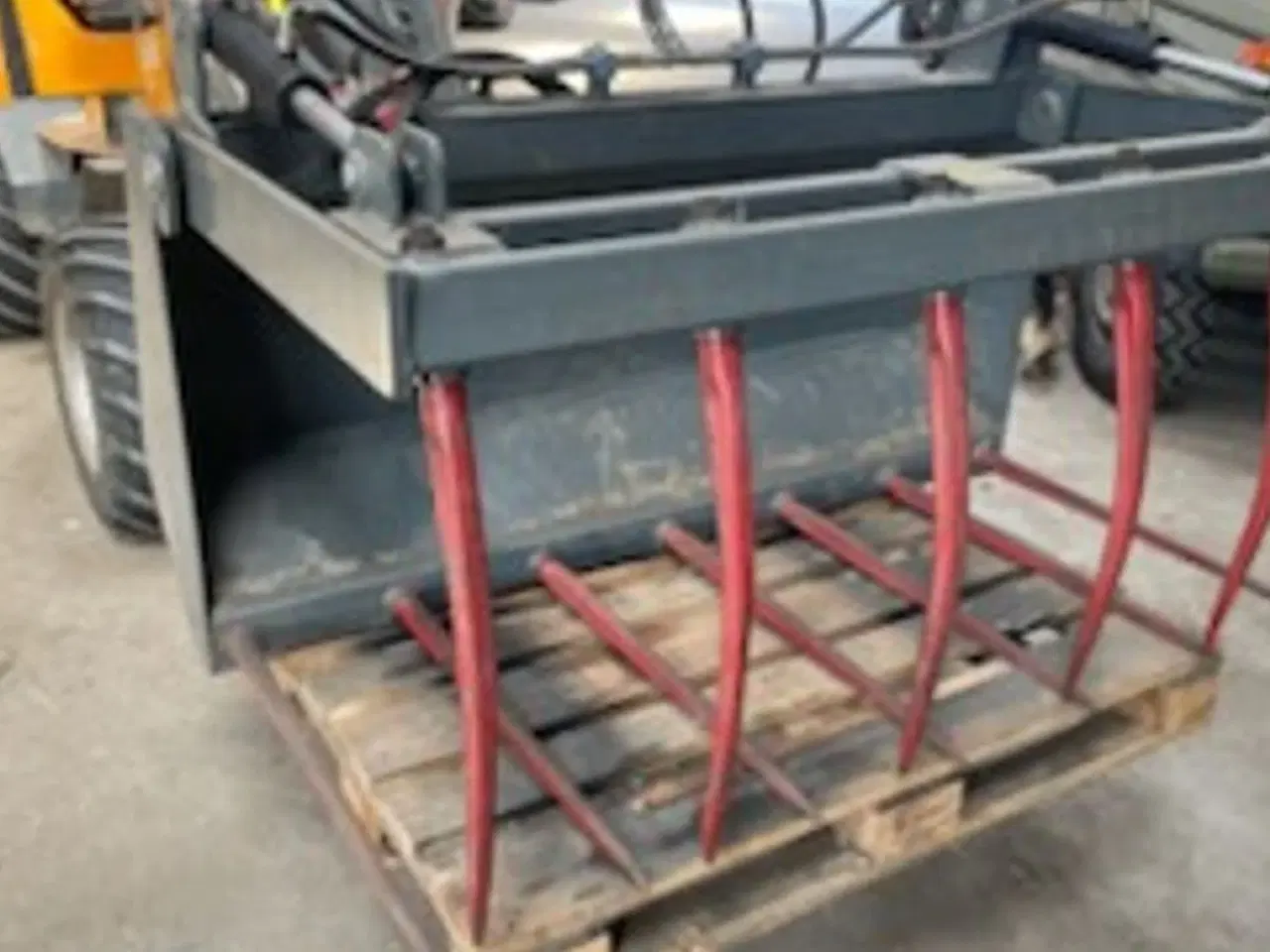 Billede 2 - - - - - - - Overfaldsgreb 1,5 meter med beslag