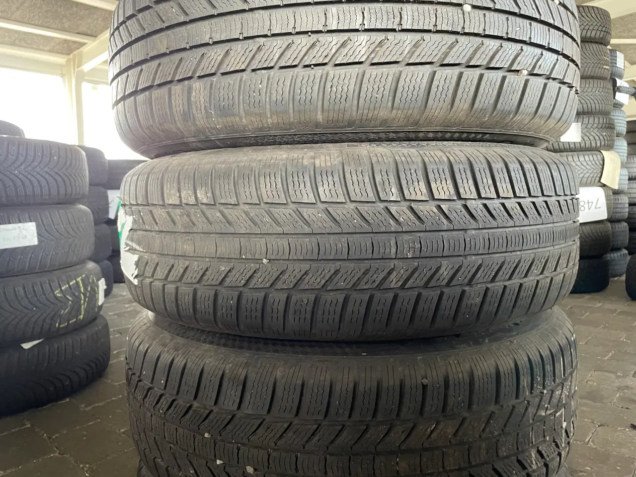 Billede 4 - 17 VW Tiguan 215/65r17 Ref.747 vinter