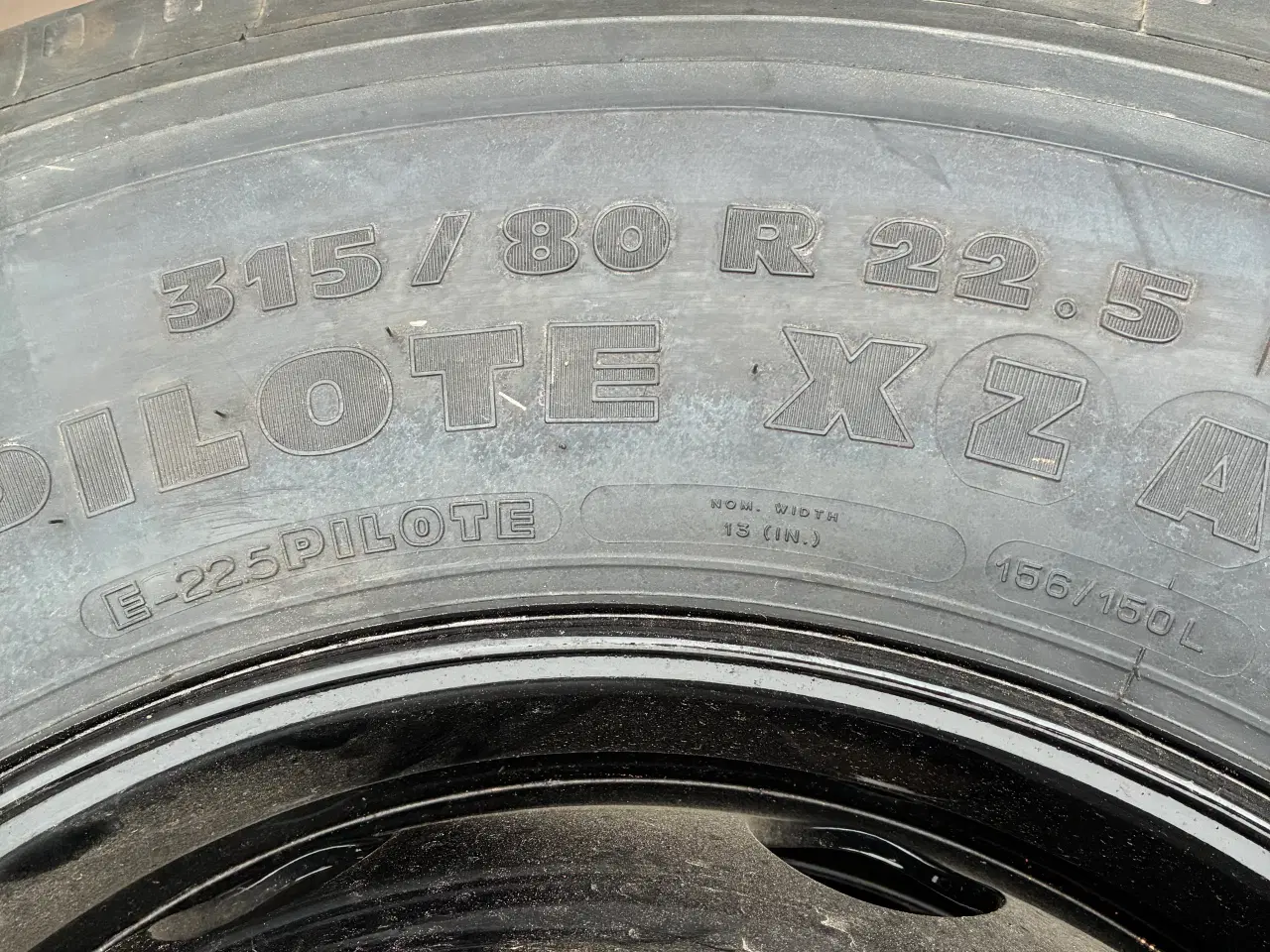 Billede 3 - Landbrugs dæk / lastbil Michelin dæk 315/80R22.5