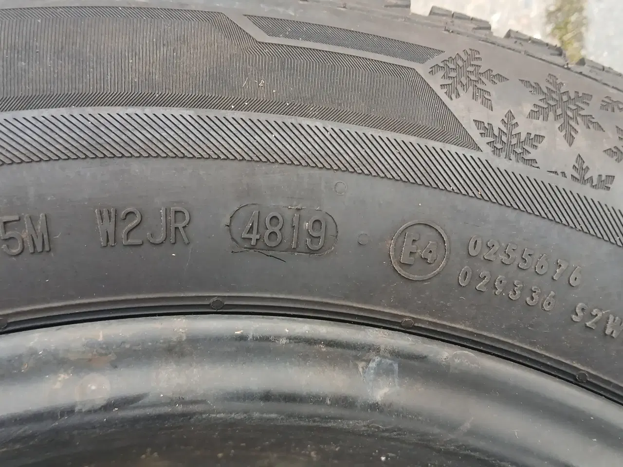 Billede 4 - 4 Barum vinterdæk på flotte Dezent 16" alufælge