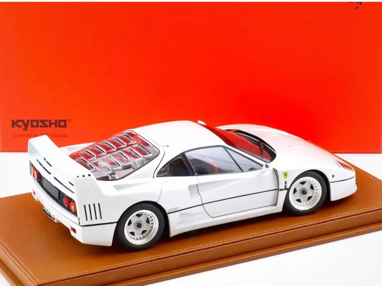 Billede 3 - 1:18 Ferrari F40 Limted 78 Stk