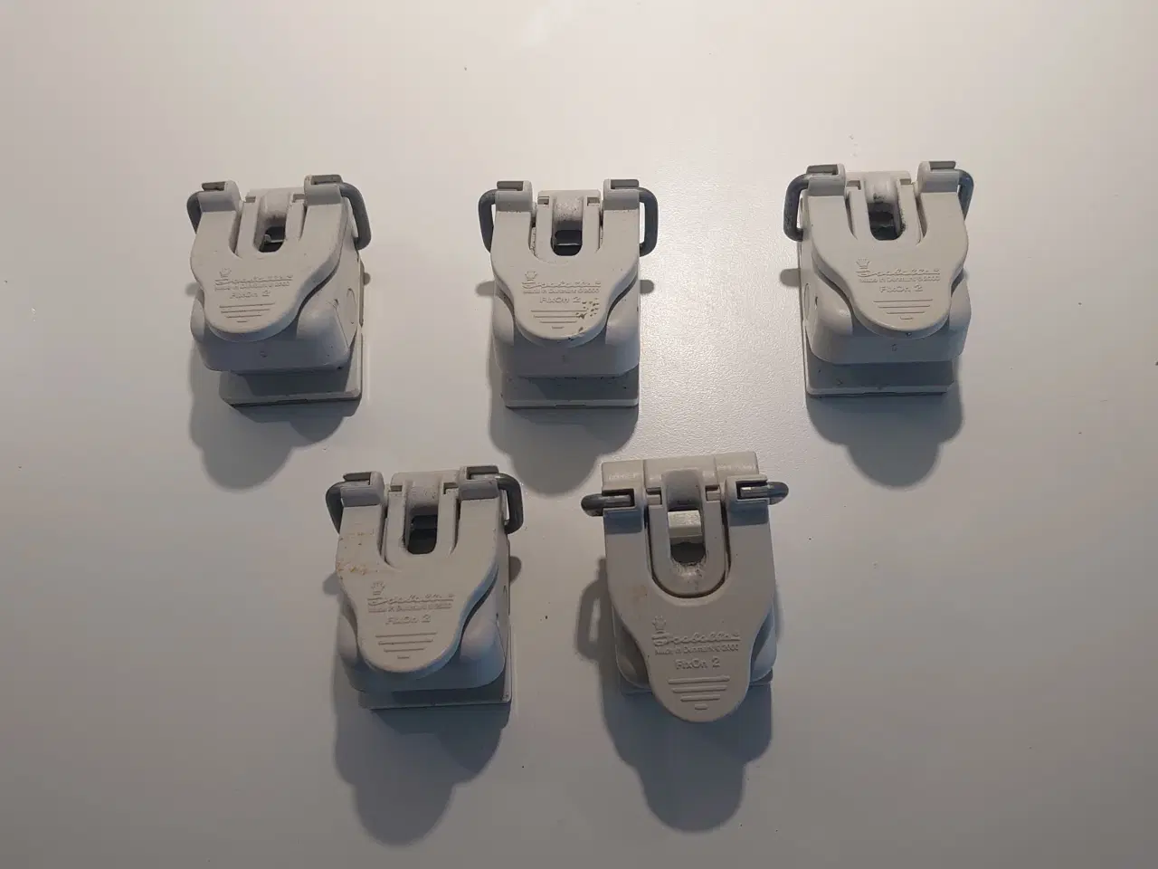 Billede 1 - Fixon beslag til fortelt