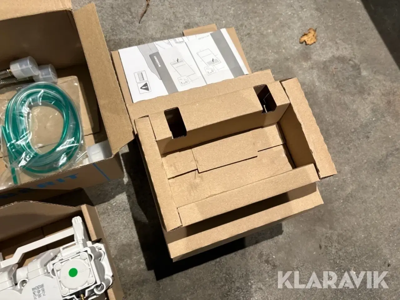 Billede 11 - Trykknap til toiletskyl Geberit hvid og sort glas 30 styk