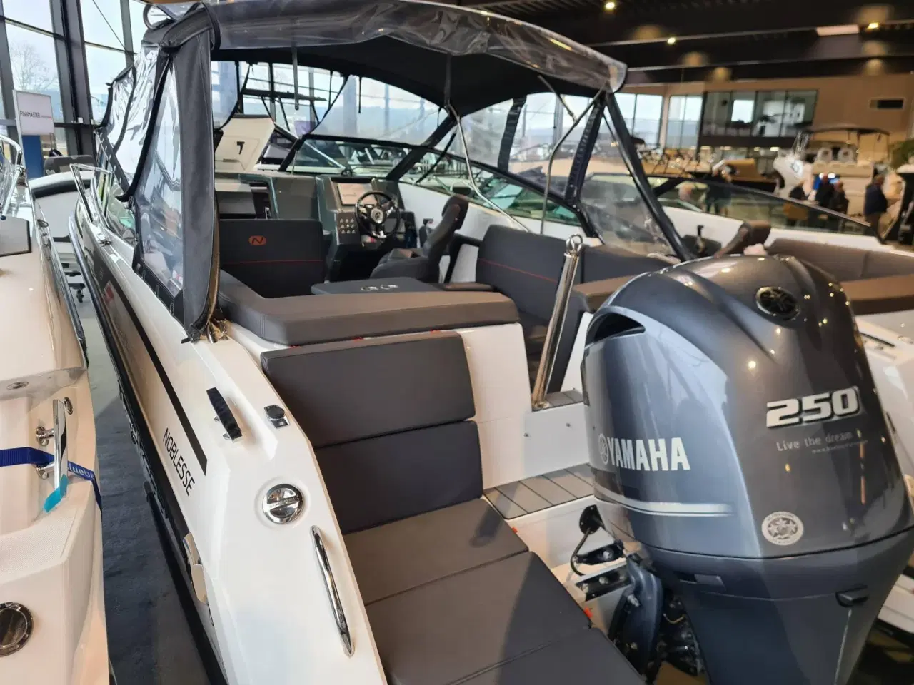 Billede 5 - Nordkapp Noblesse 720 - Yamaha 200 HK/Udstyr